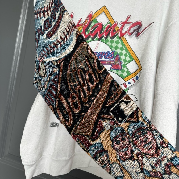Vintage/custom Atlanta Braves pullover - Picture 3 of 4